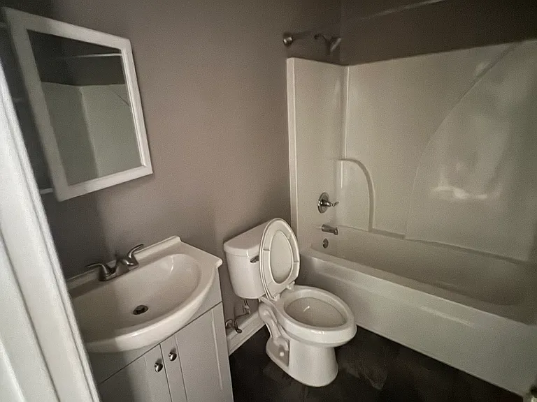 2110 Elberta Rd #104 — Photo 7