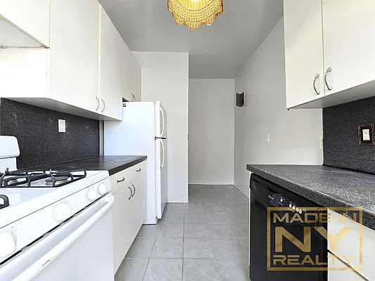 Rented by Made In NY Realty | media 2