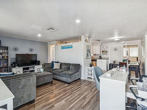 3rd image of 3600 Blayton St