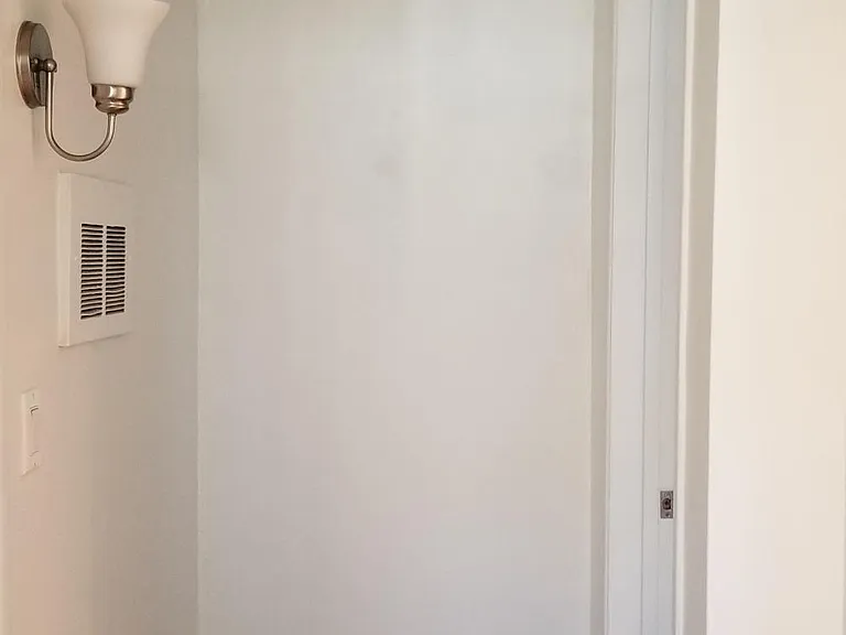 1527 S Shenandoah St #4 — Photo 17