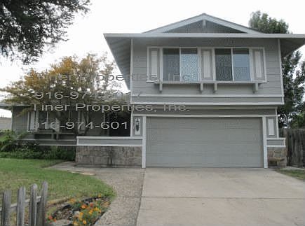 2nd image of 7957 Coral Oak Way