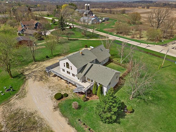 4th image of 7293 Aurora ROAD