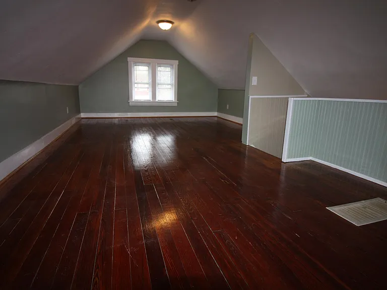 3rd FL/Bedroom 4