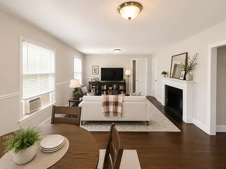 16 Braemore Rd #4 — Photo 3