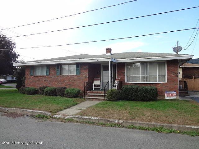 2 Hoover St