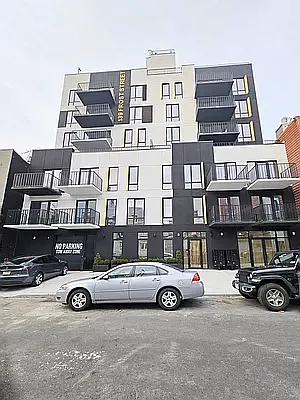 139 Frost Street #3E