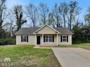 5511 Windy Valley Dr, Charlotte, NC 28208