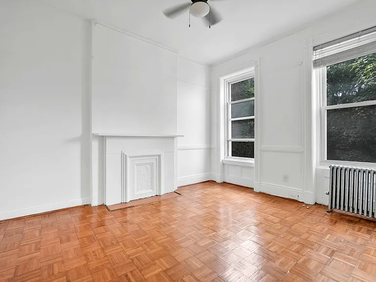 648 Park Pl #3 — Photo 13