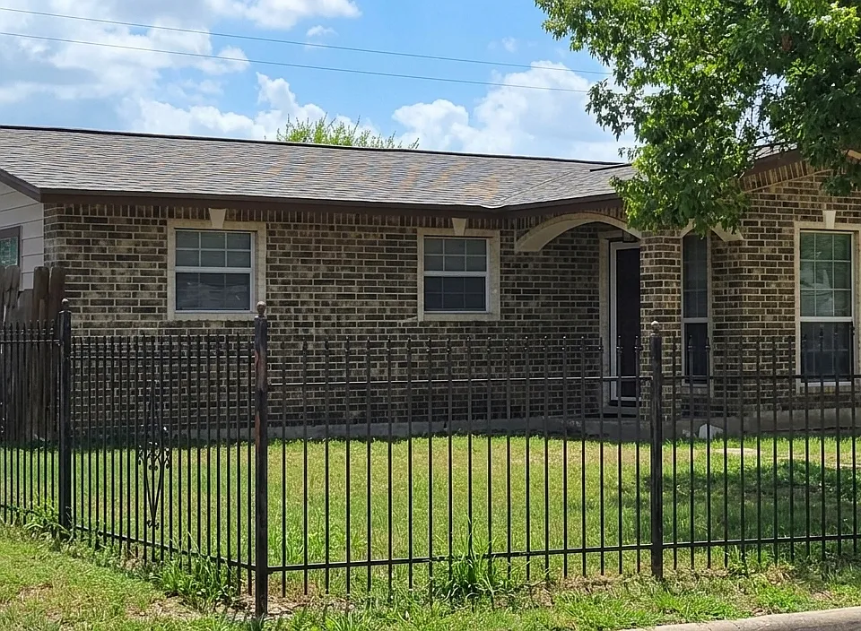 7008 Shady Grove Dr