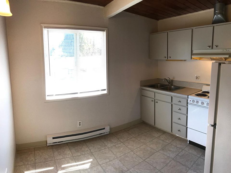 2nd image of 614 N 1st Ave