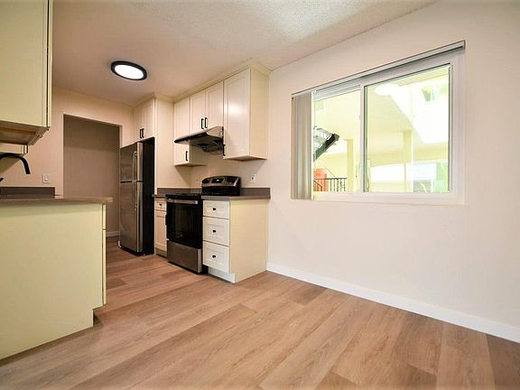 5th image of 65 Thornton St #102