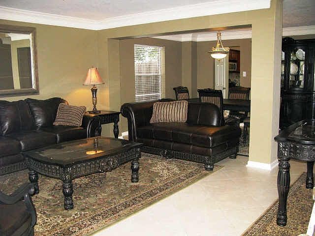 1st image of 3302 Shady Glen Ln