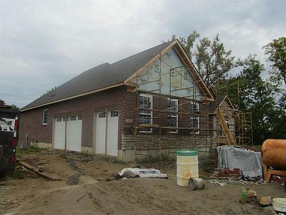 3rd image of 7430 Waterway Dr