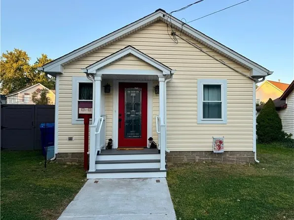 21 Lantana Way, Laurence Harbor, NJ 08879