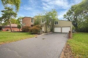 1st image of 4756 Moreland Dr W