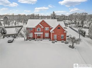 5298 Mallard Roost, Williamsville, NY 14221