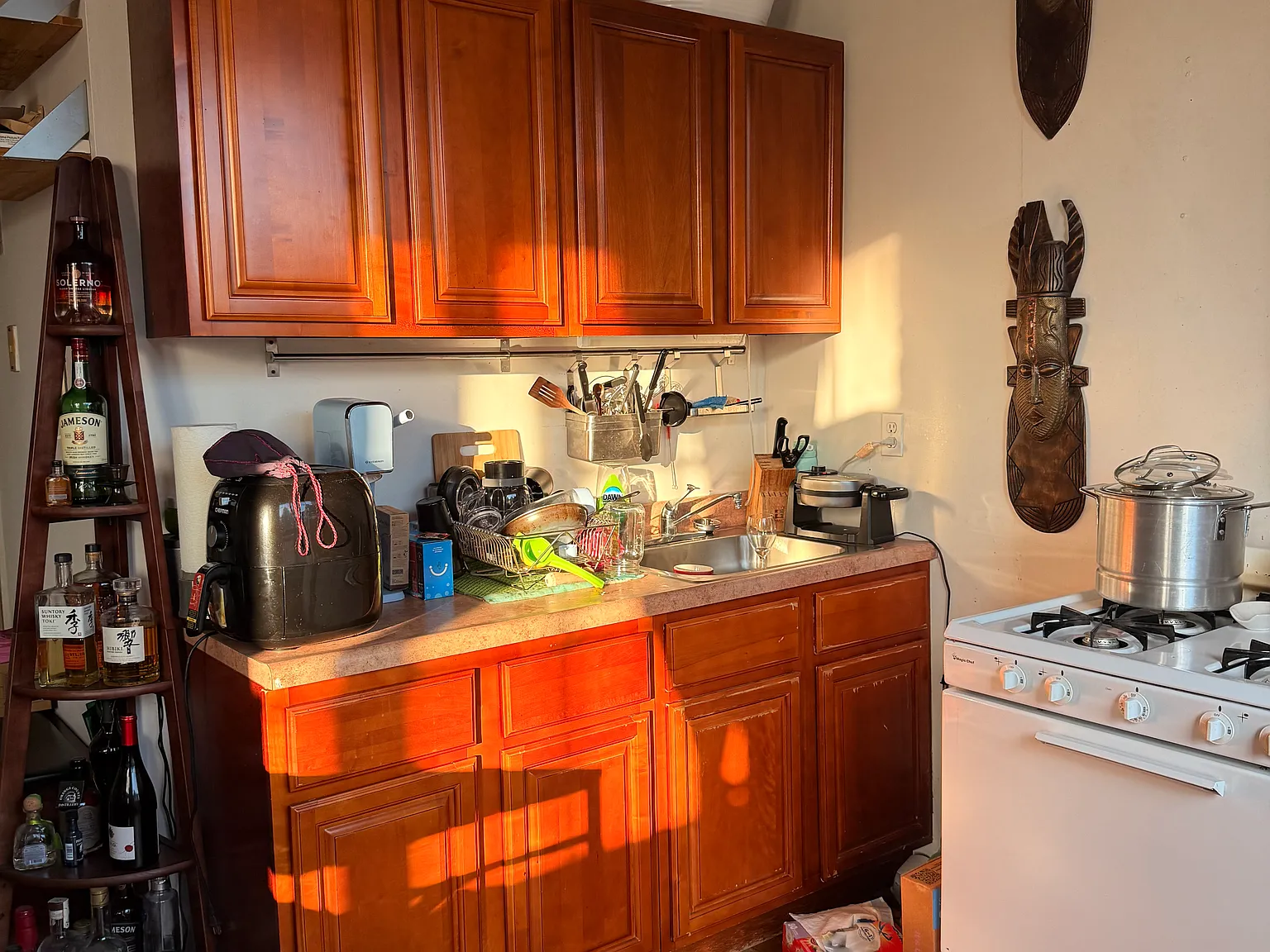 112 Lincoln Avenue — Photo 3