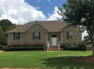 100 Peaceful Ln, Springville, AL 35146