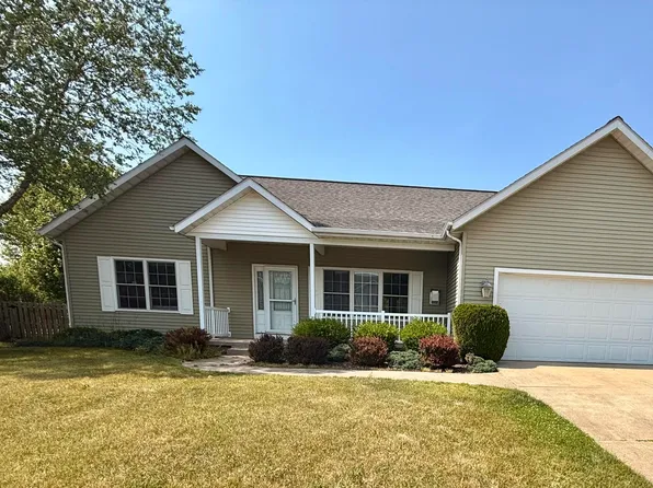 5798 Wacker Dr, Stevensville, MI 49127