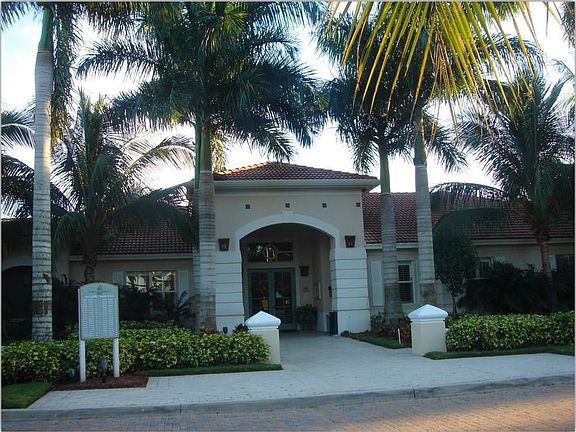 Clubhouse at Cypress Pointe