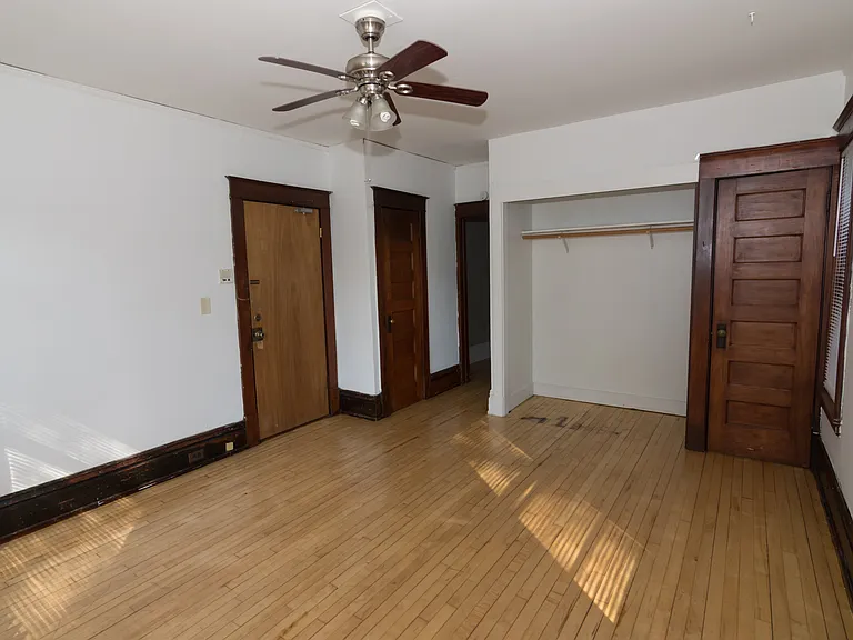 Blaisdell Avenue Apartments — Photo 22