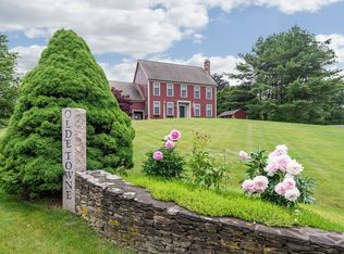 598 Old Post Rd, North Attleboro, MA 02760