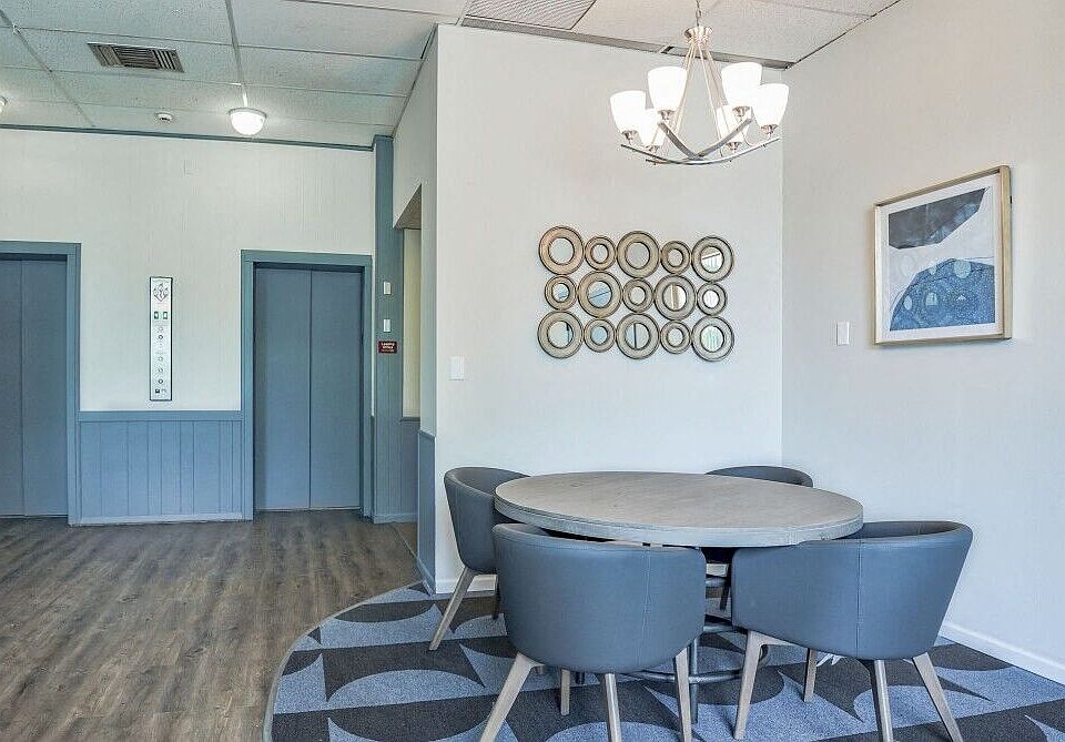 Clifton Park lobby