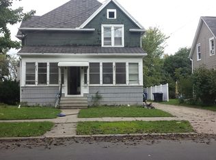 430 1/2 E Spring St, Appleton, WI 54911