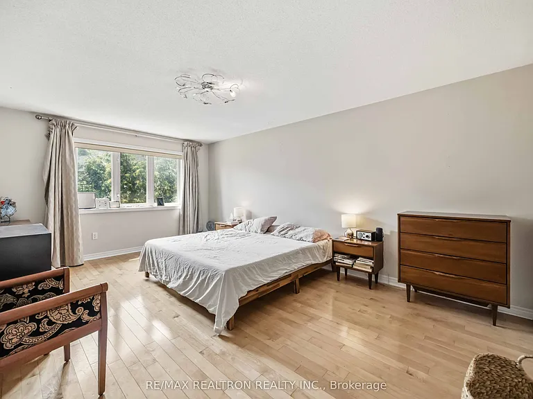 23 Amberty St — Photo 20