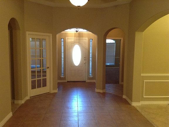 2nd image of 506 Azalea Dr