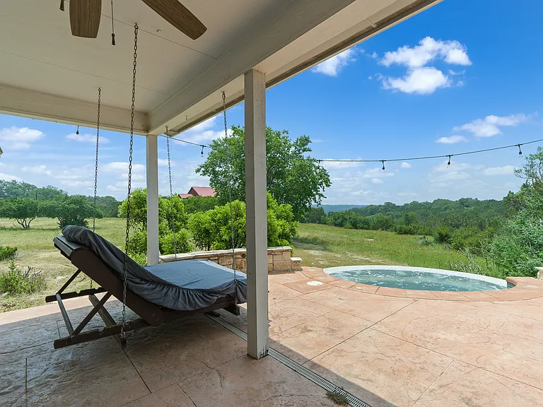 103 Saddle View Dr — Photo 31