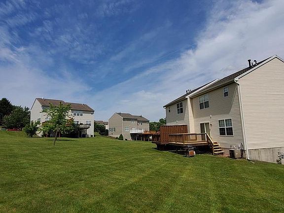 5th image of 455 Madison Dr