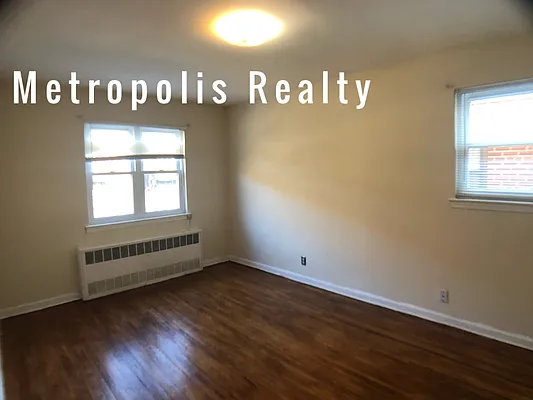Rented by Metropolis International Realty Inc. | media 5