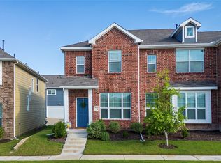 3933 Hometown Blvd, Heartland, TX 75126