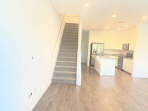3rd image of 2580 Gimelli Way