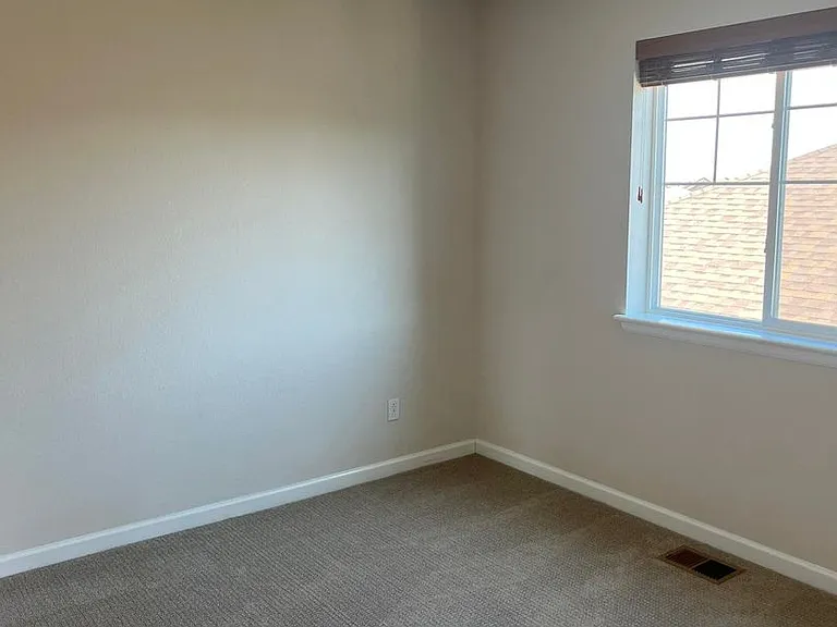 5069 S Ukraine St — Photo 10