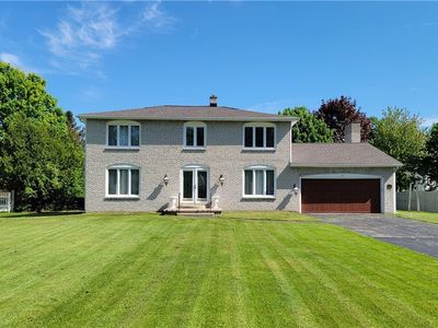 1150 Como Park Blvd, Depew, NY, 14043