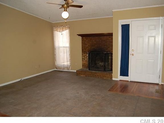 5th image of 3919 Courtland Dr