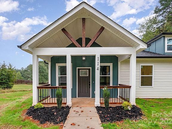 2nd image of 114 Crestbrook Cir