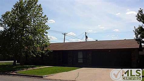 1st image of 2402 Campus Ct