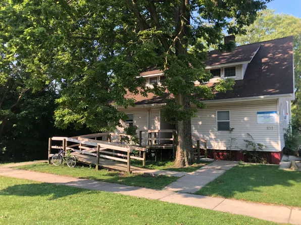 101 South Coler Avenue, 101 S Coler Ave APT 4, Urbana, IL 61801