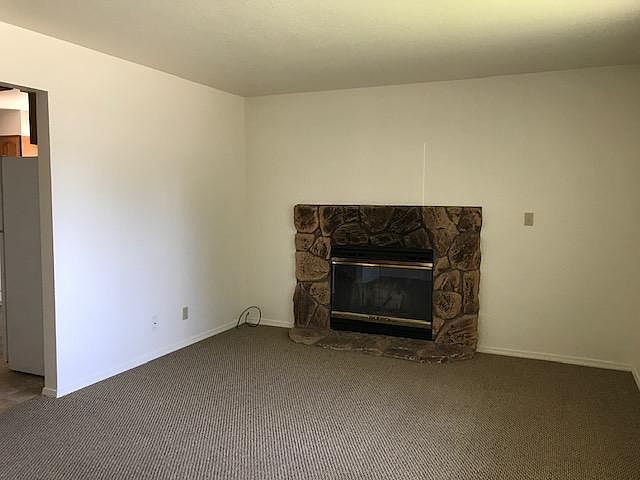 2nd image of 1172 6th St APT B