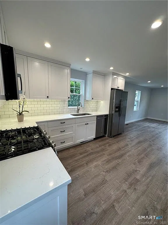66 Campfield Dr — Photo 3