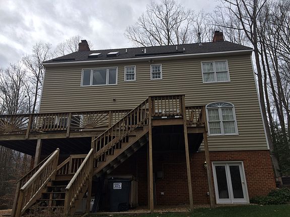 deck w/ walkout basement