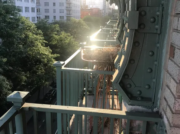 517 East 77th Street image 15 of 22