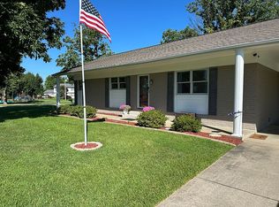 100 Susan Ln, Paducah, KY 42003