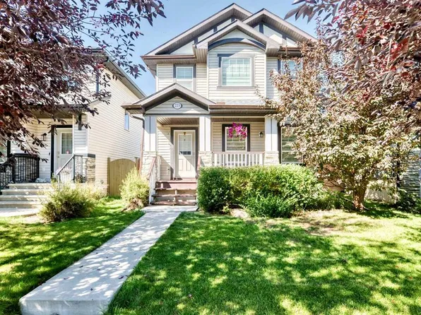 223 E Skyview Ranch Way NE, Calgary, AB T3N 0A9