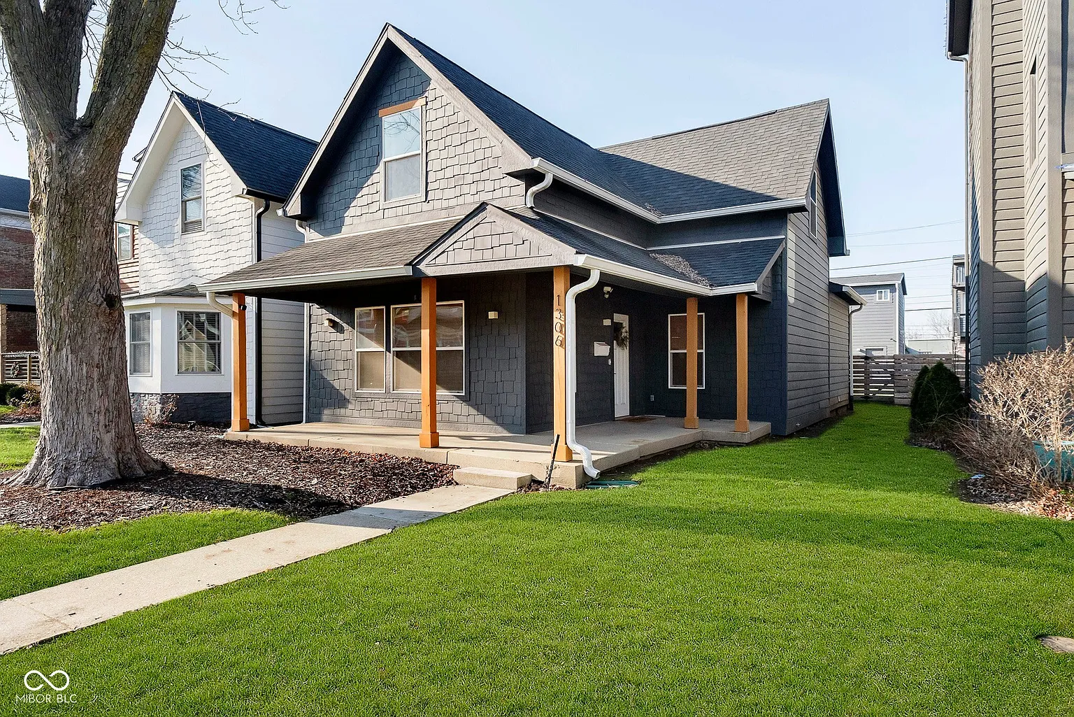 1306 Olive St photo 1