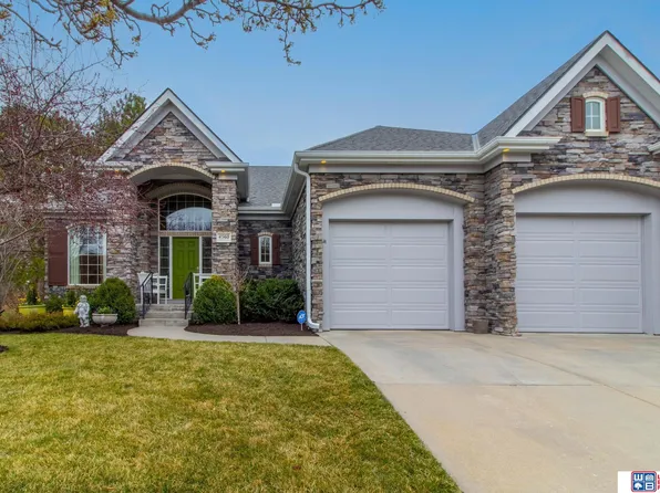 4560 Firebush Ln, Lincoln, NE 68516