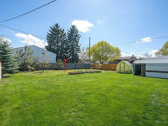 5th image of 18924 E Nixon Ave